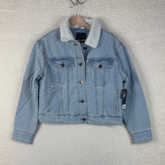 RD Style Jackets & Blazers - NWT RD Style Womens Light Blue Demi Crop Sherpa Lined Denim Jacket Size S/P